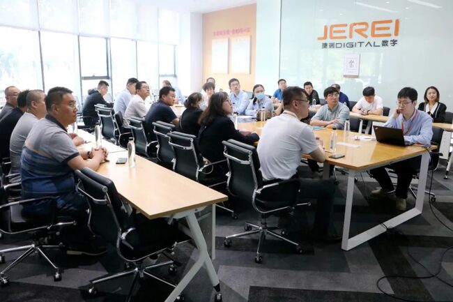 “数字赋能助力转型发展专题考察活动”走进捷瑞数字